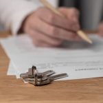 Contrato de arras: qué es, tipos y qué debes tener en cuenta antes de firmarlo 2 Contrato de arras: qué es, tipos y qué debes tener en cuenta antes de firmarlo